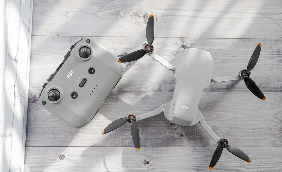 DJI Mini 2 Drone with Controller